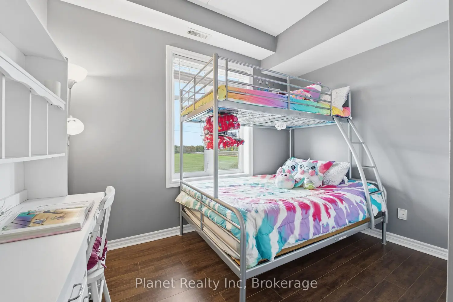 Additional image 12 of 2 Colonial Drive 204