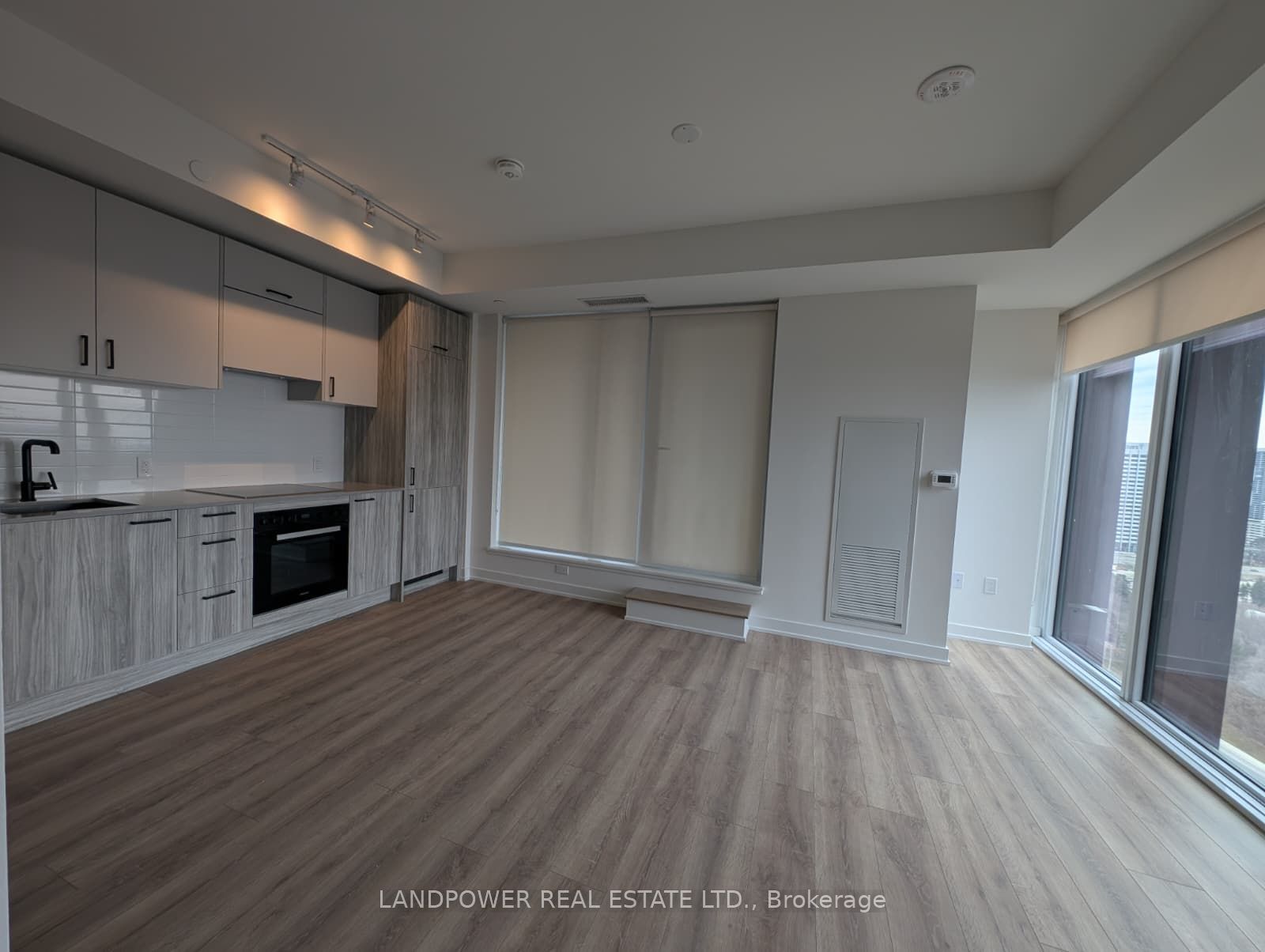 Additional image 5 of 2302-1 Quarrington Lane, Toronto, ON, M3C 0S4