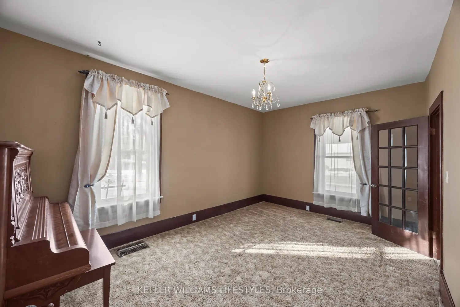 Additional image 7 of 136 Queen Street