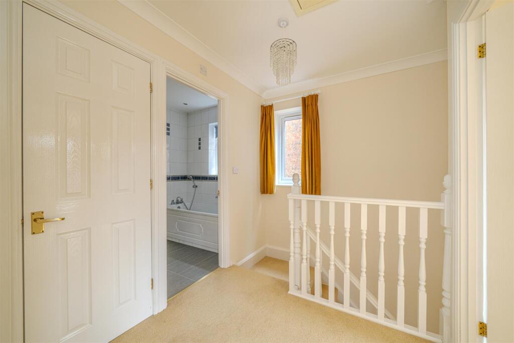 Additional image 10 of St. Vincent Drive, St. Albans