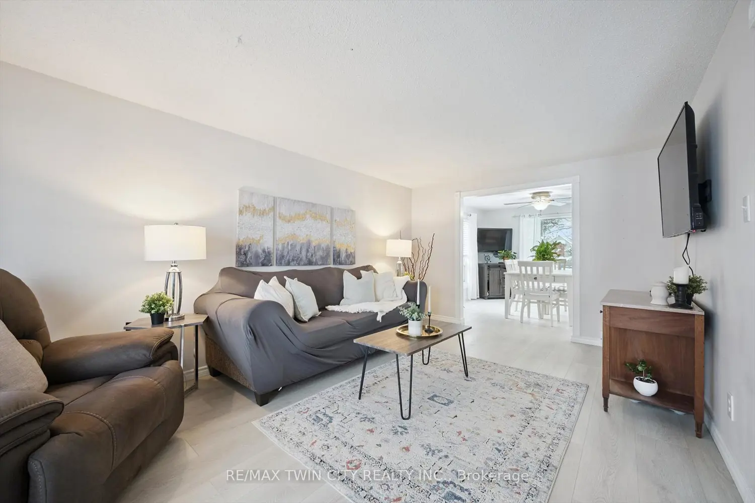 Additional image 4 of 98 Old Maple Lane