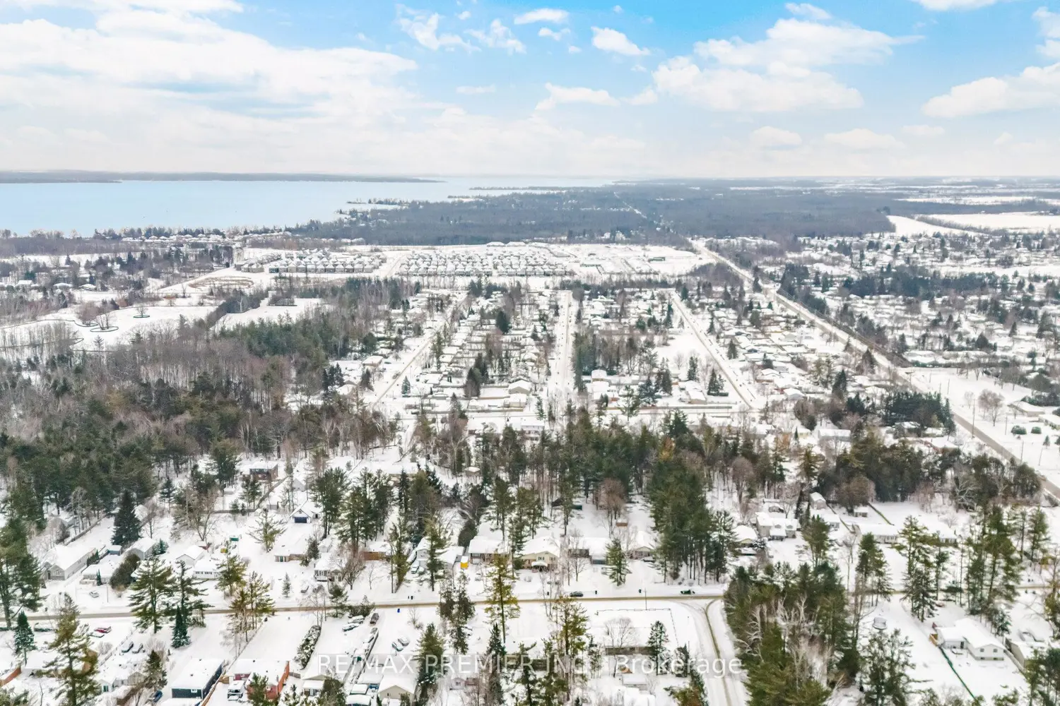 Additional image 20 of 752 Pinegrove Avenue