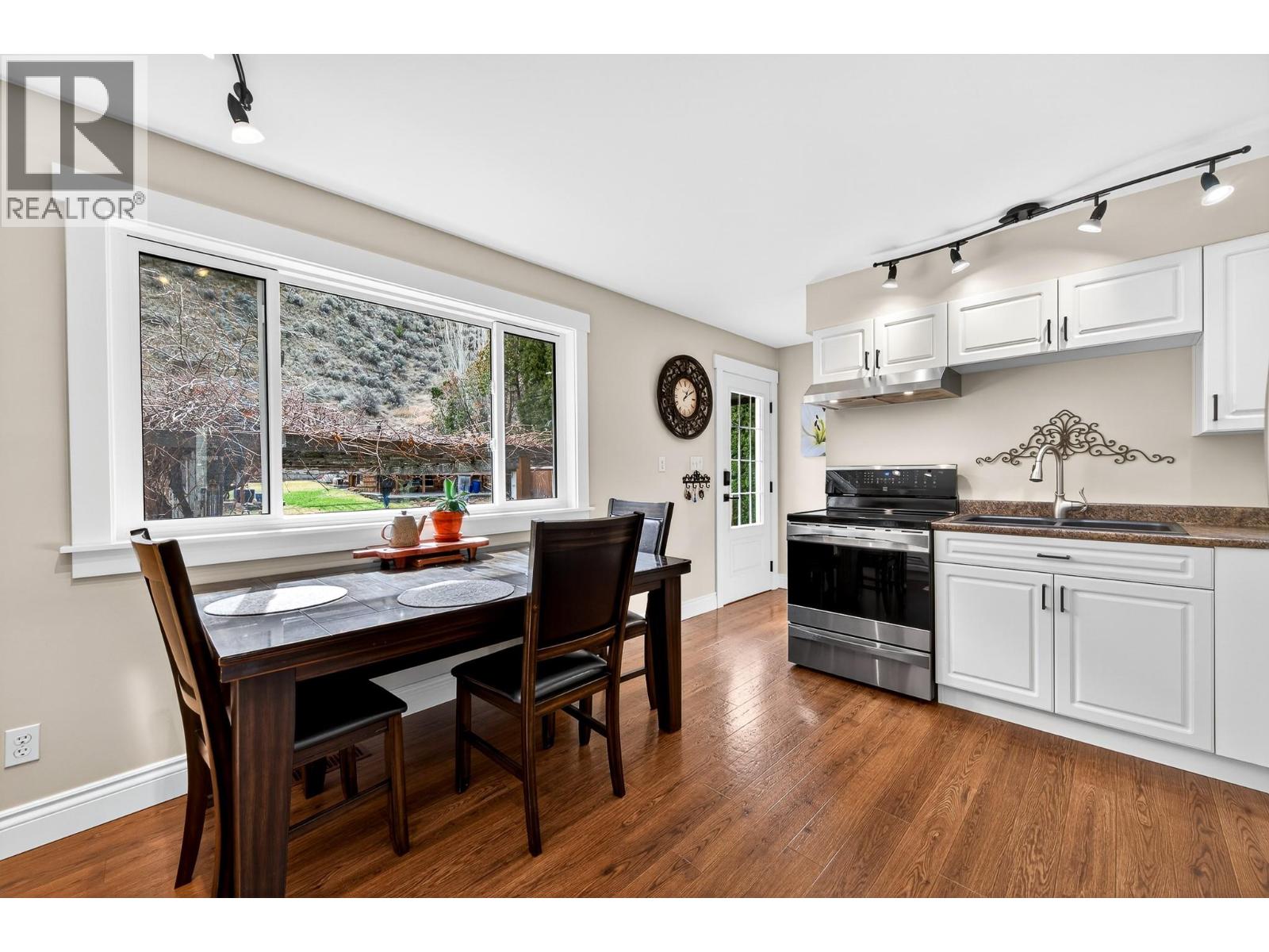 Additional image 6 of 2095 Valleyview Drive, Kamloops, BC, V2C4C3