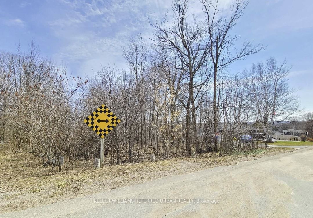 Additional image 3 of 555 Barnes Avenue, Tay, ON, L0K 1R0