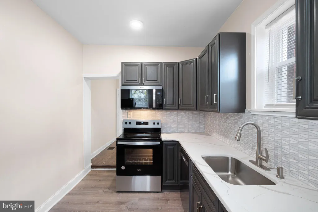 Additional image 11 of 834 N Pine Street, Wilmington, DE 19801