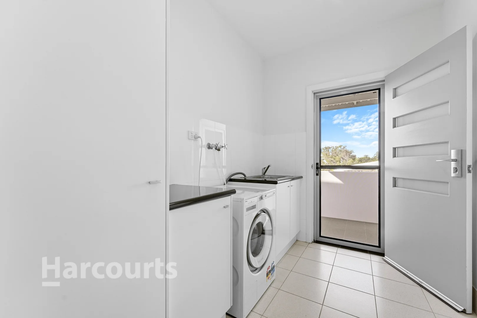 Additional image 22 of 18 Jaraga Circuit, Thirroul NSW 2515