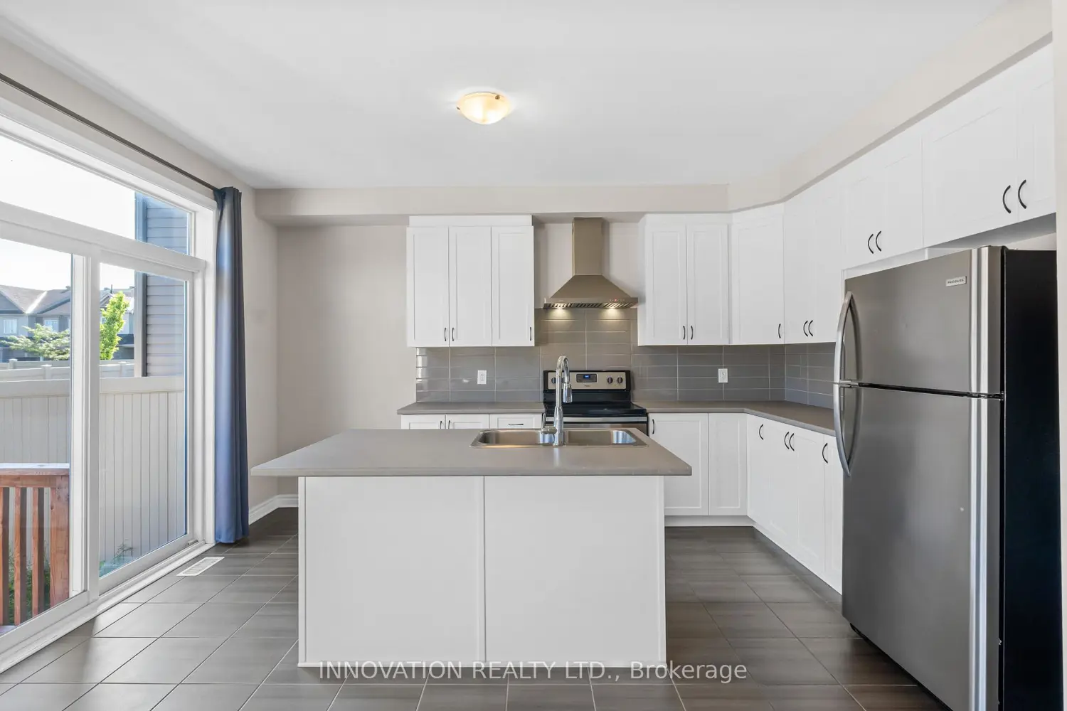 Additional image 7 of 703 Samantha Eastop Avenue