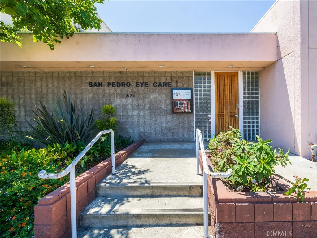 Additional image 3 of 571 W 7th Street, San Pedro, CA 90731