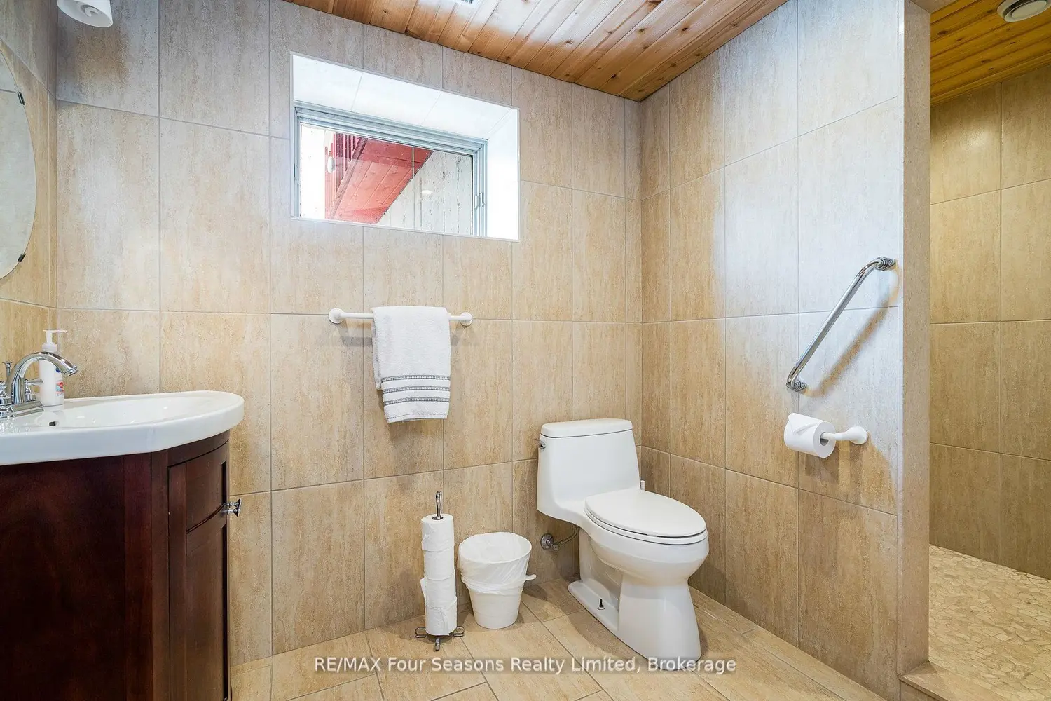 Additional image 17 of 124 Dinsmore Street