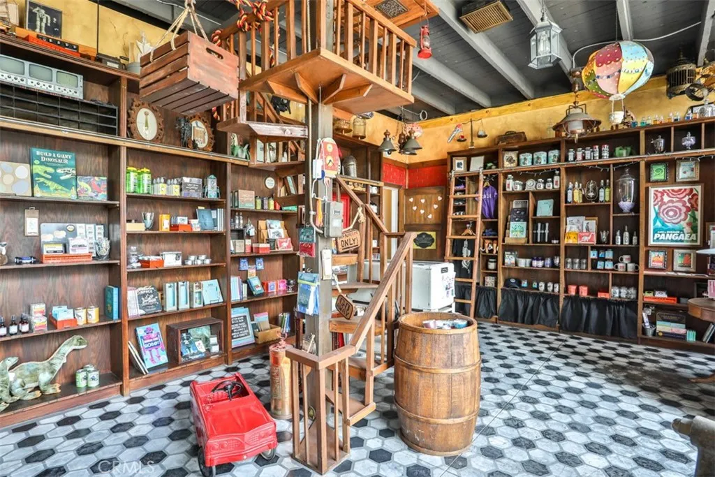 Additional image 64 of 12513 Venice Blvd, Los Angeles, CA 90066