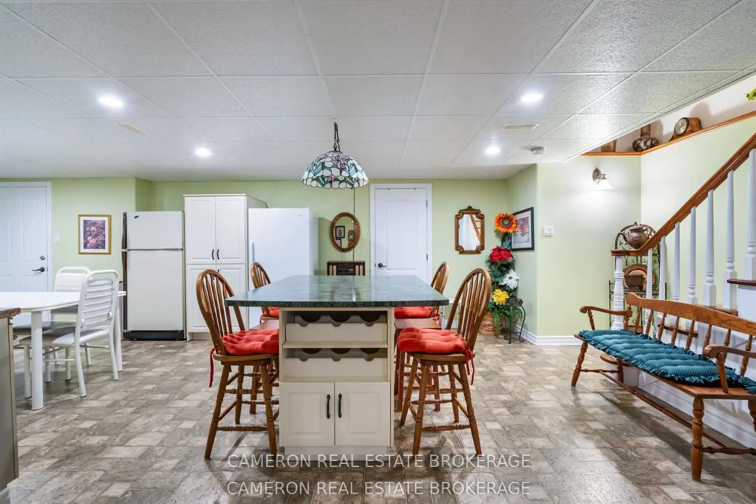 18105 Farlinger Drive