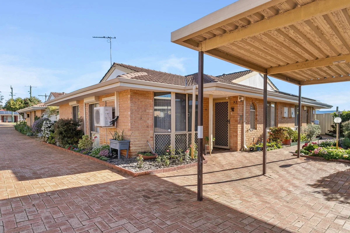 37/15 Mereworth Way, Marangaroo WA 6064