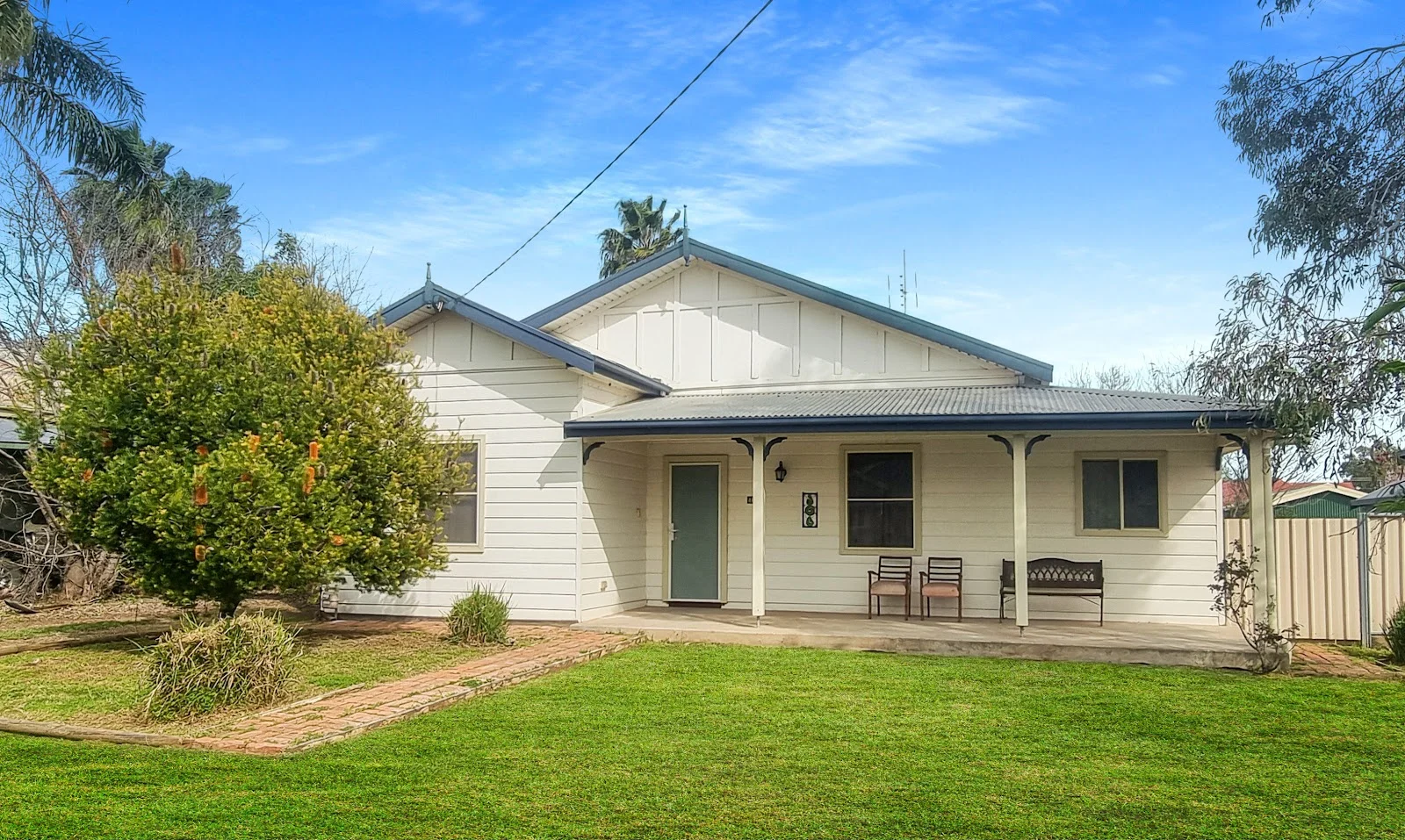 41 Flint Street, Forbes NSW 2871