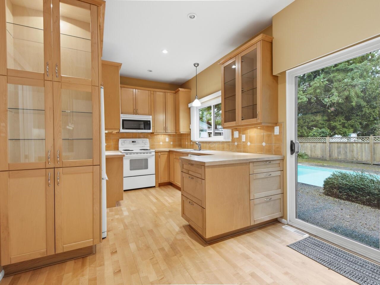 Additional image 3 of 533 Ascot Street, Coquitlam, BC, V3J 6H5