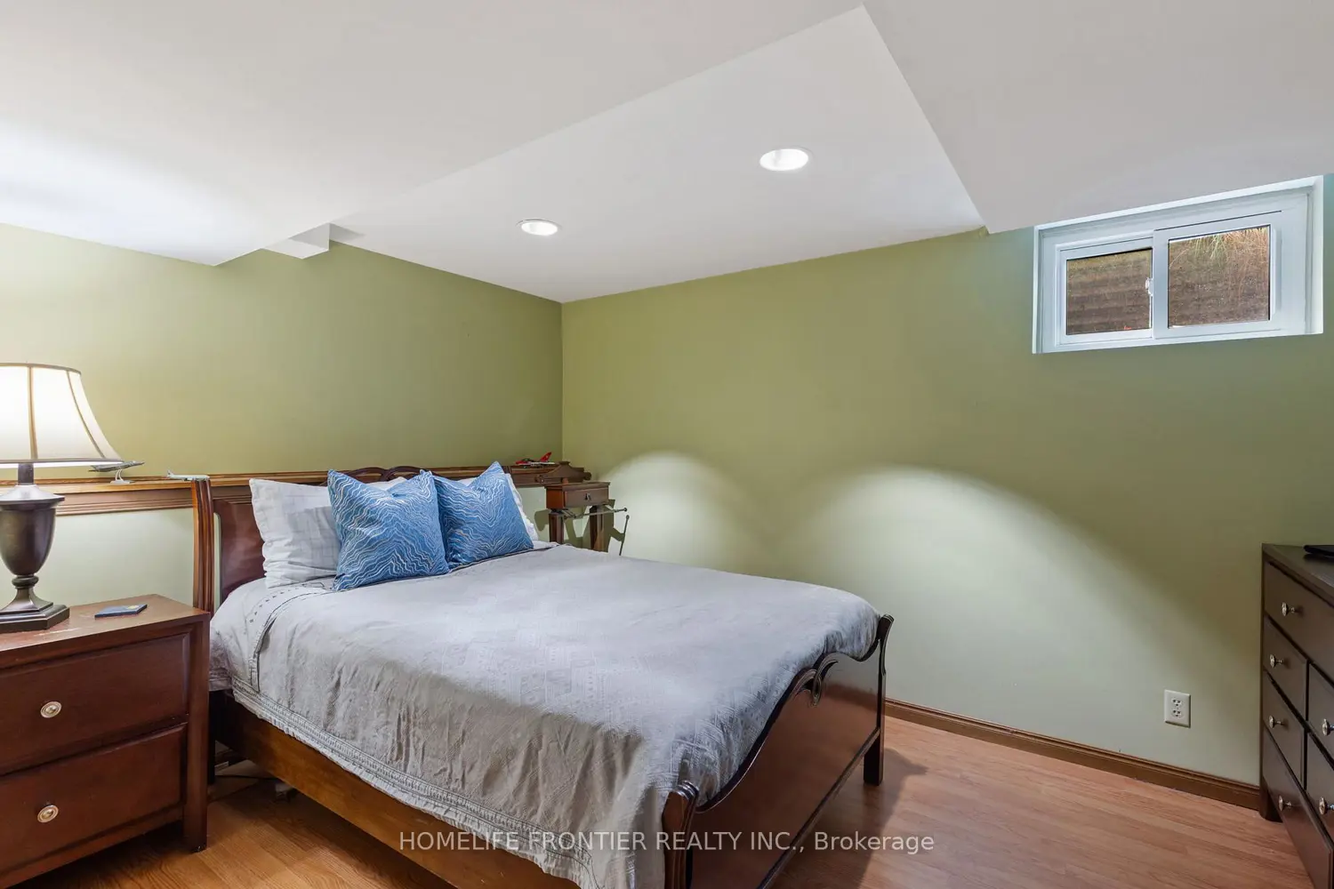 Additional image 9 of 40 Delta Crescent