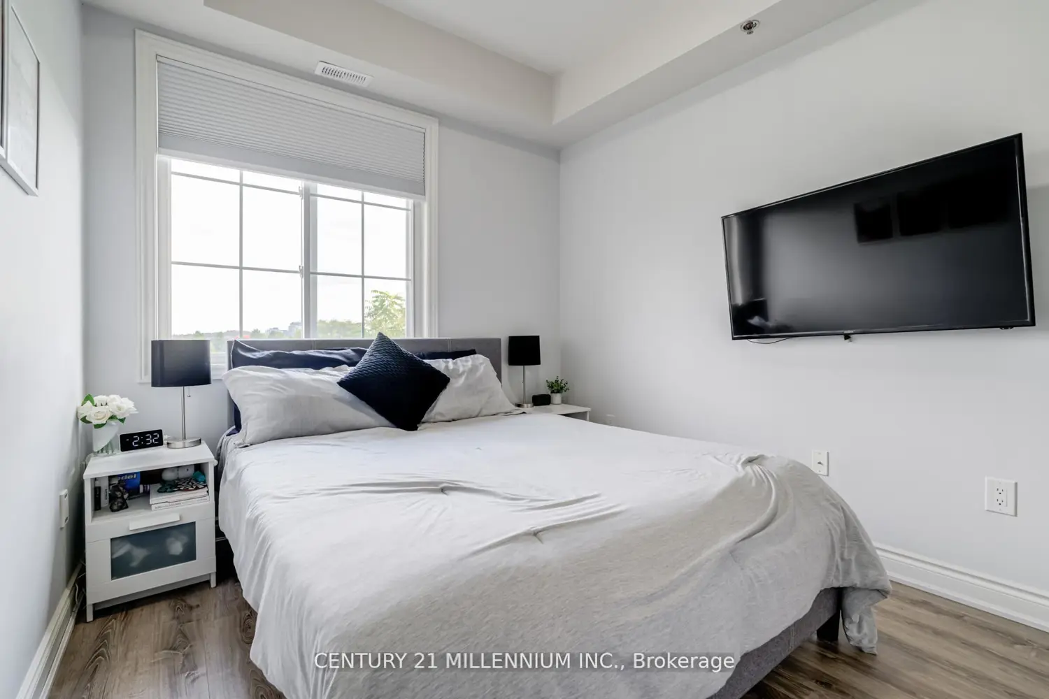 Additional image 10 of 1440 Gordon Street 414