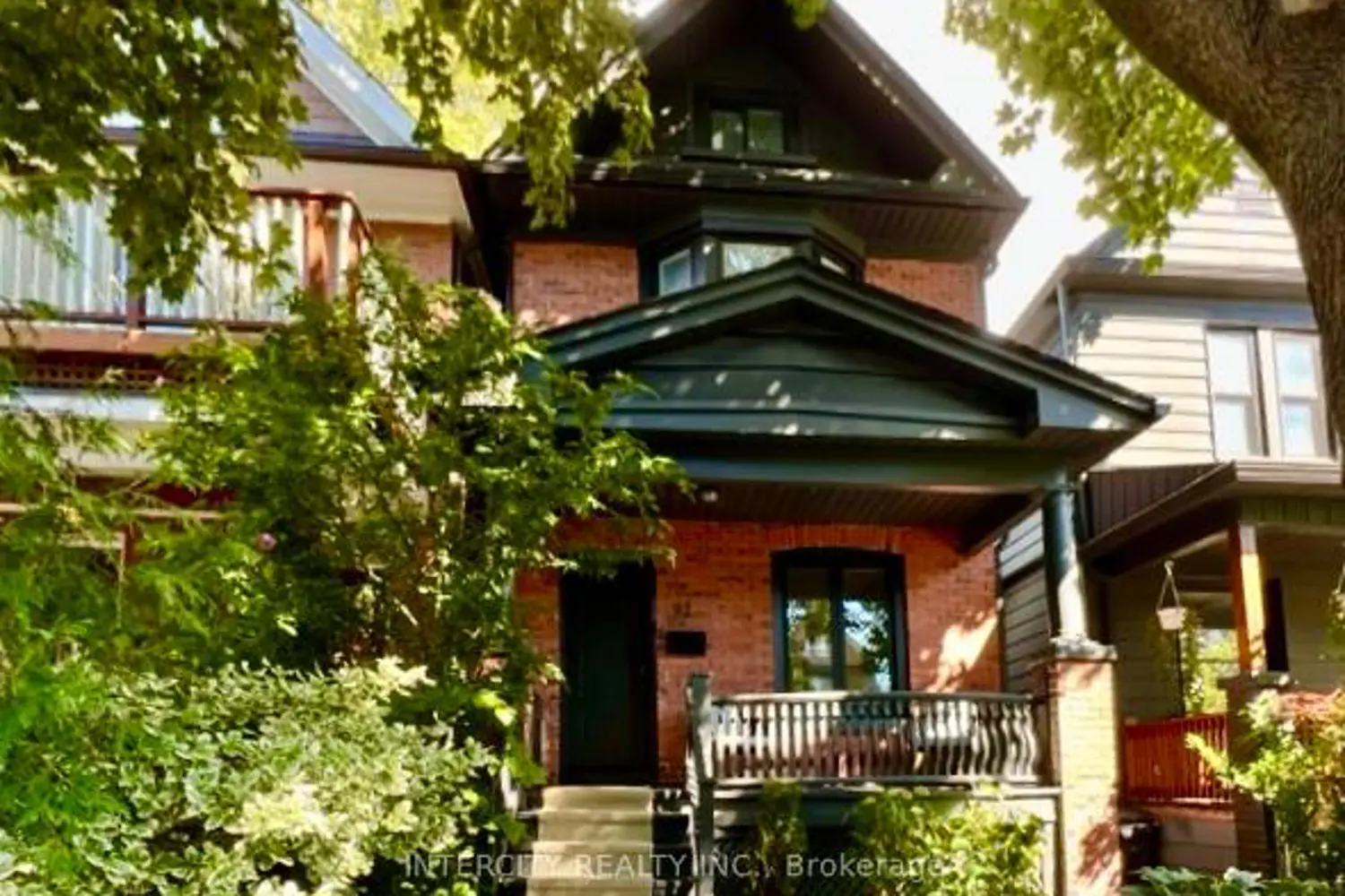 92 Dagmar Avenue