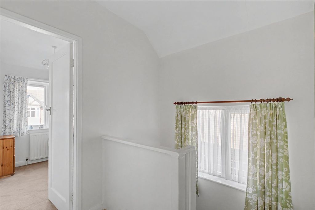 Additional image 12 of 3 bed semi-detached house for saleFarm Road, Chilwell, Nottingham NG9