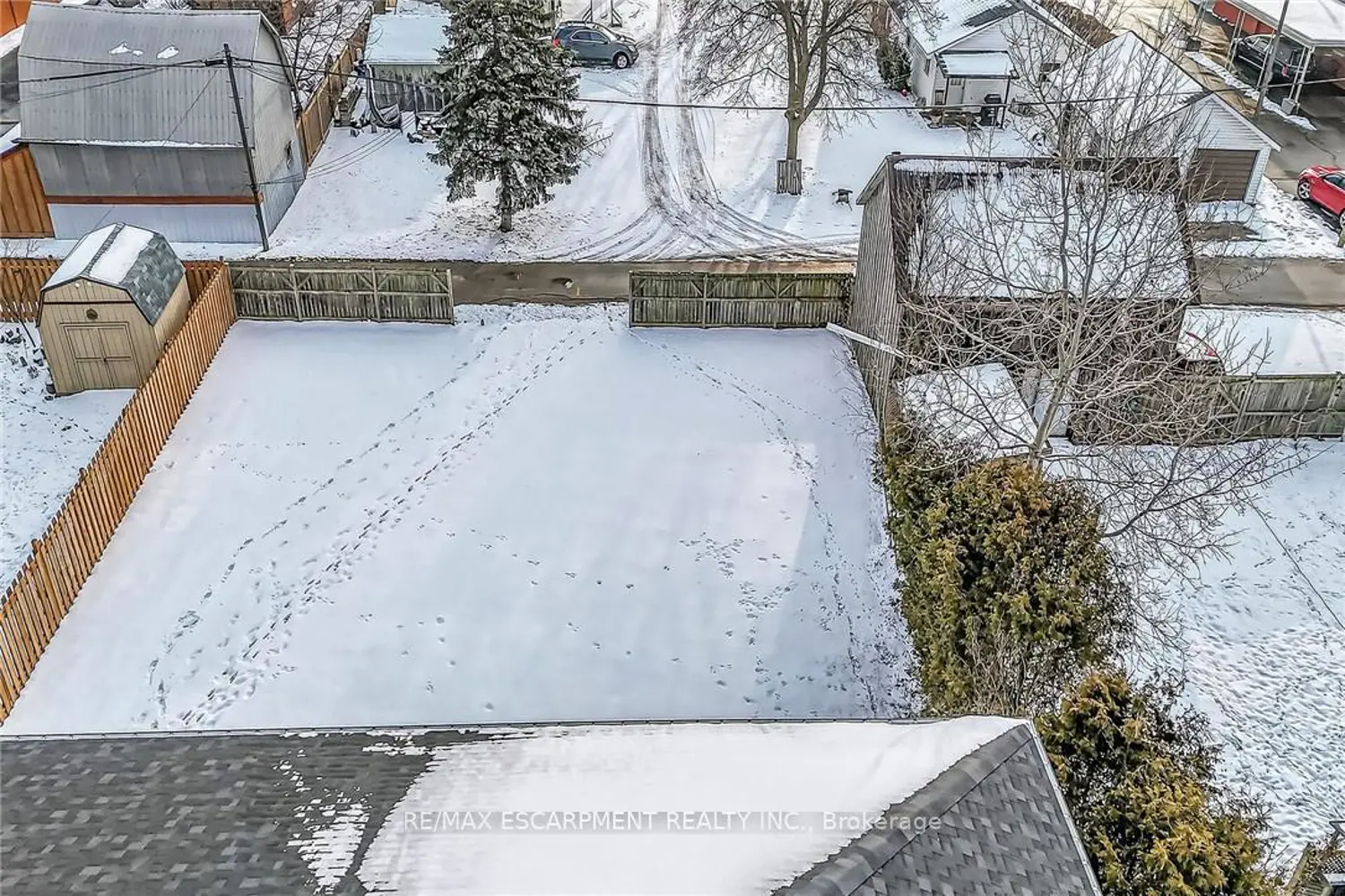 Additional image 18 of 45 A Howard Street