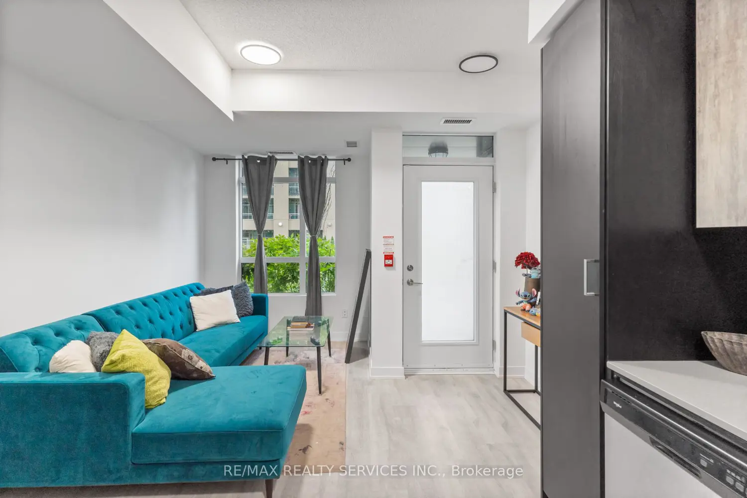 Additional image 5 of 251 Manitoba Street 115