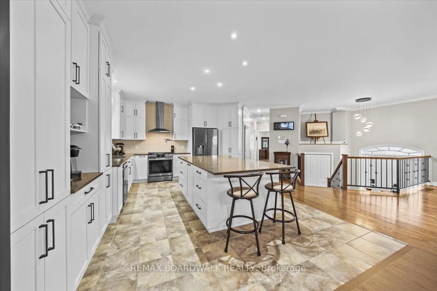 3421 Summerbreeze Drive photo 5
