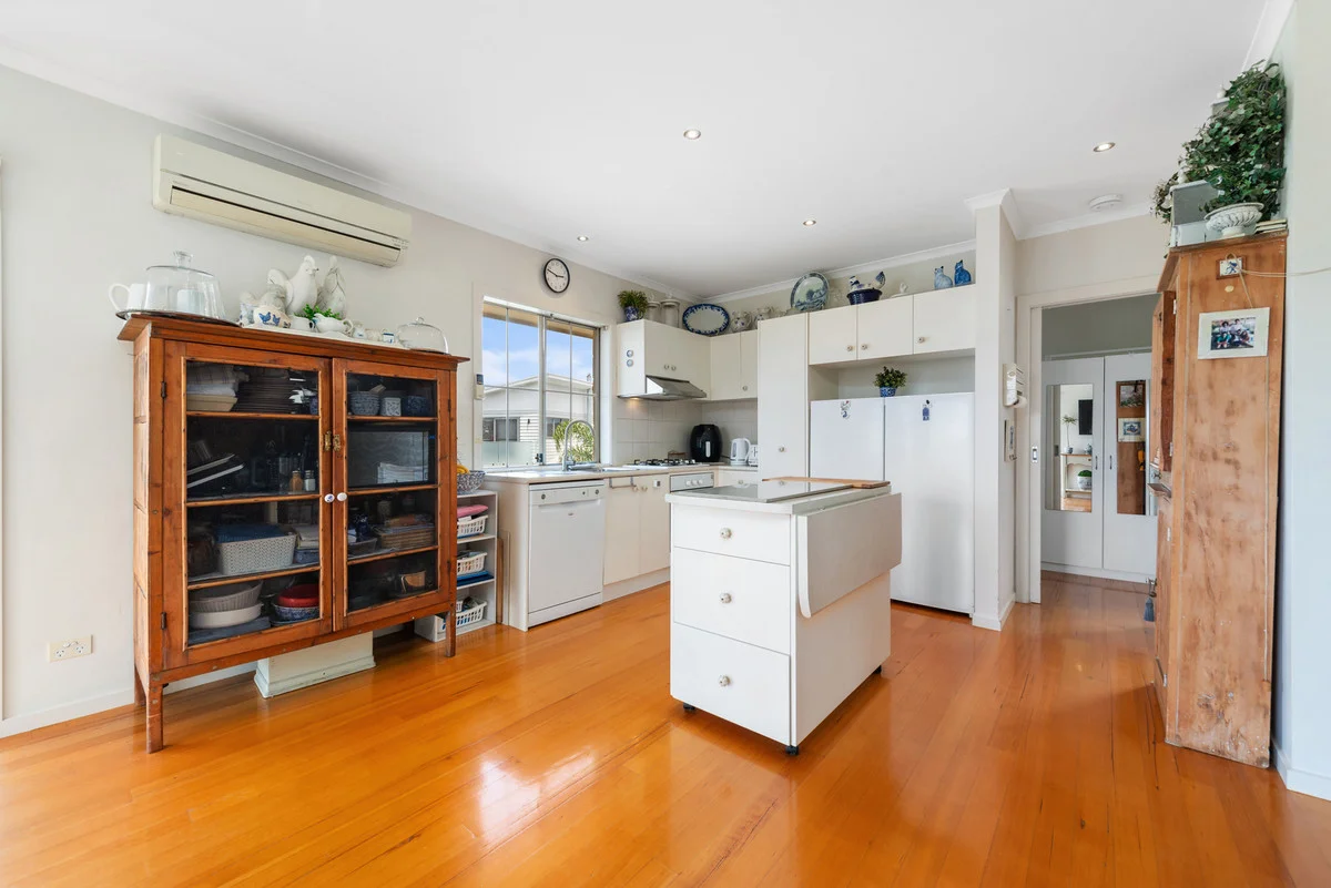 Additional image 18 of 4 Orme Street, Lakes Entrance VIC 3909