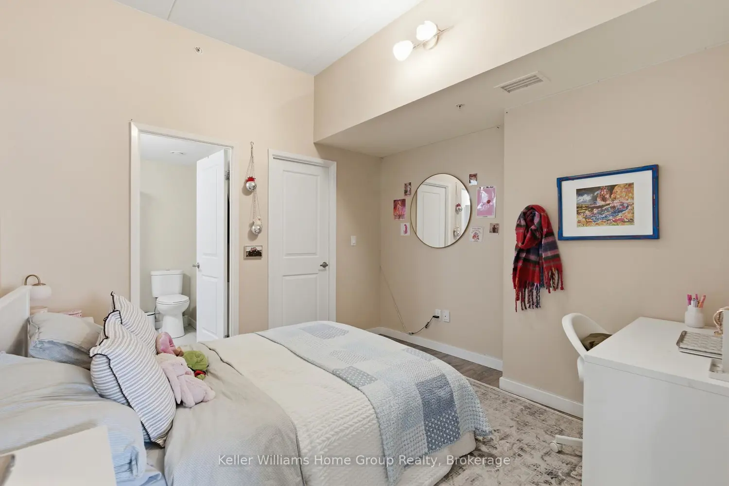 Additional image 8 of 1219 Gordon Street # 106