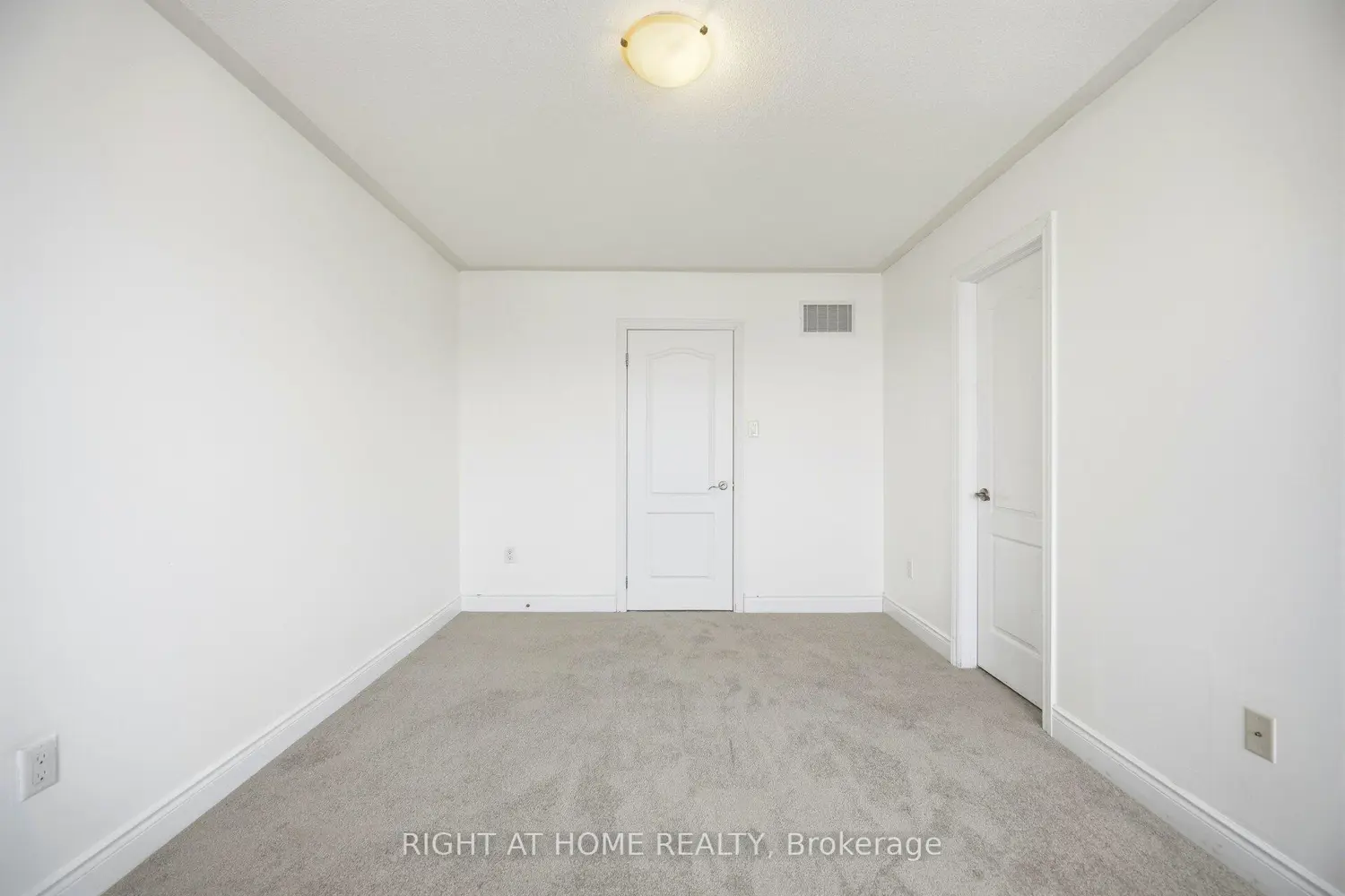 Additional image 5 of 7114 Triumph Lane