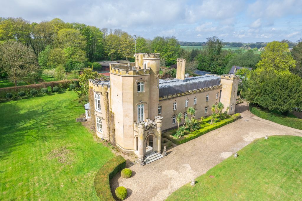 6 bed detached house for saleOxney, Dover CT15