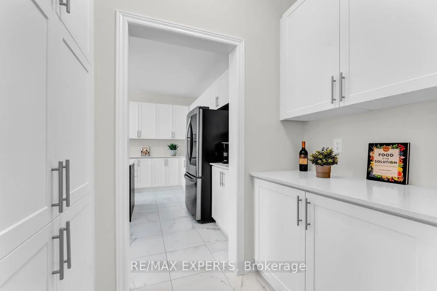 Additional image 8 of 1438 Davis Loop