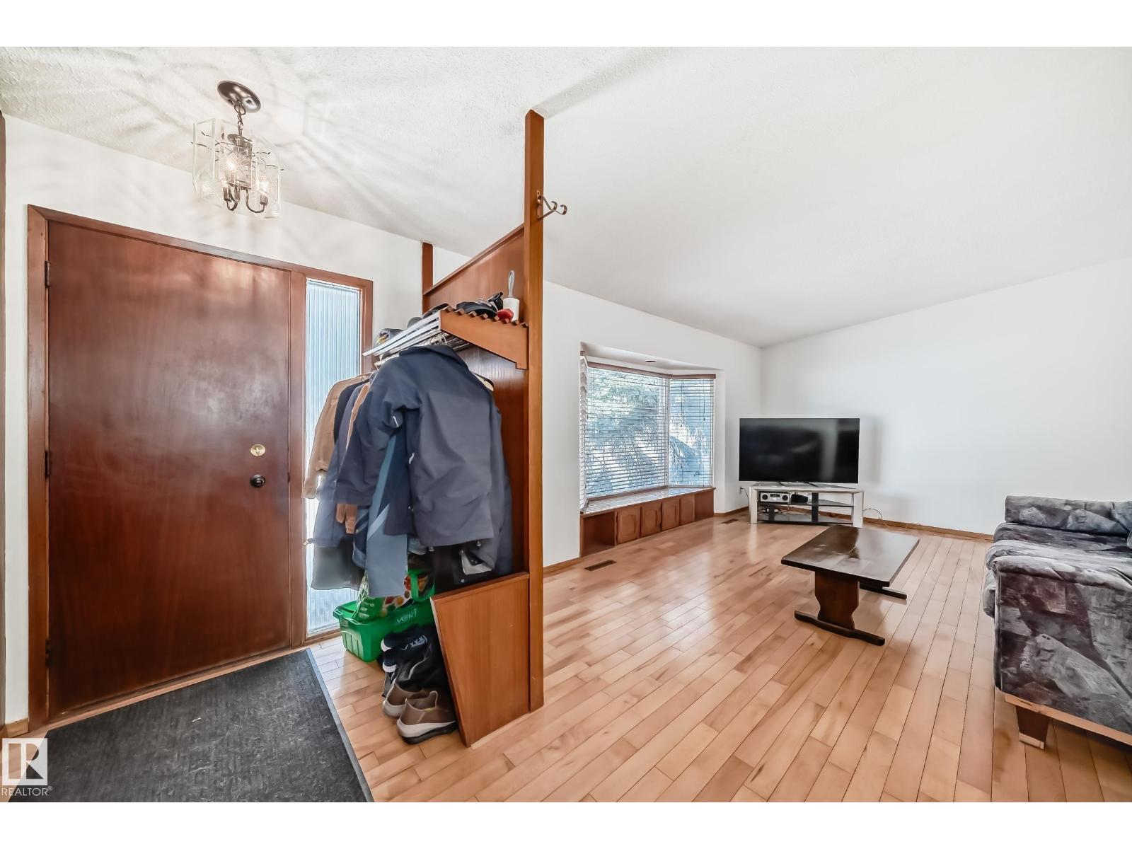 Additional image 2 of 4237 116 Avenue NW, Edmonton, AB, T5W0W9