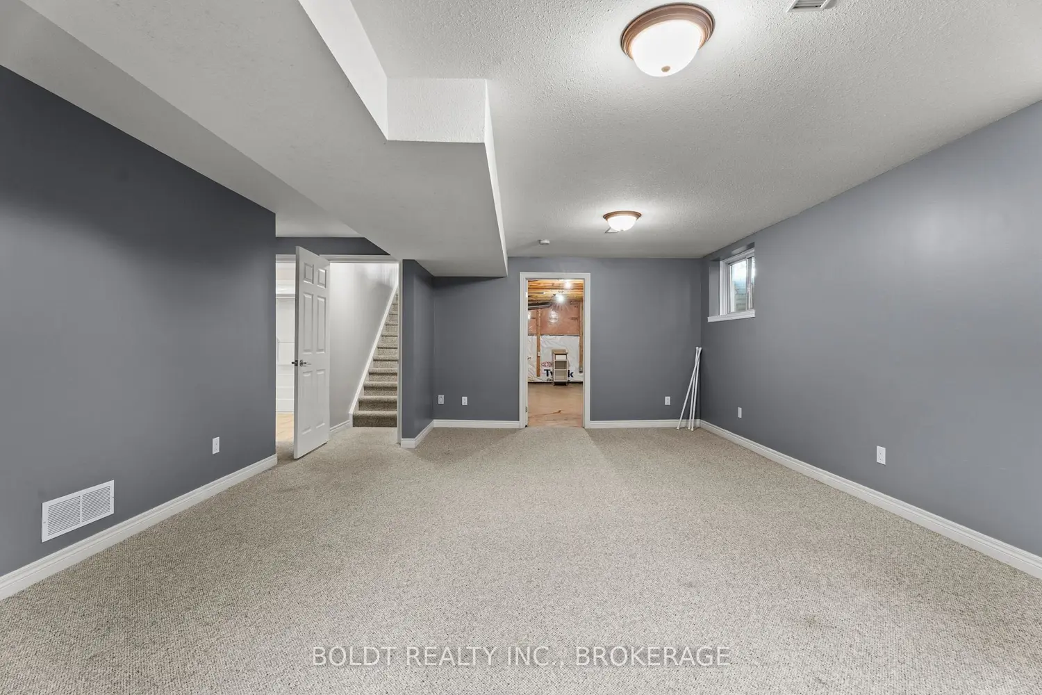 Additional image 11 of 8 Willowlanding Court