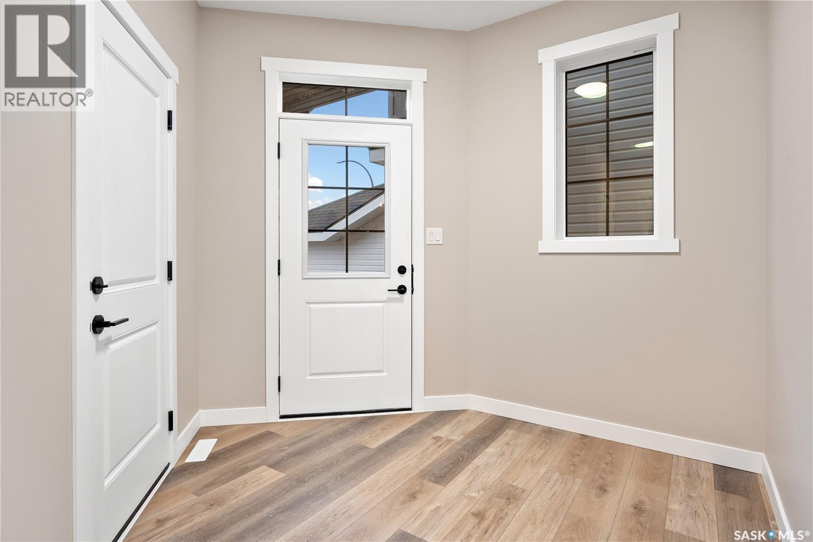 Additional image 2 of 213 Yuel Lane, Saskatoon, SK, S7W1N7