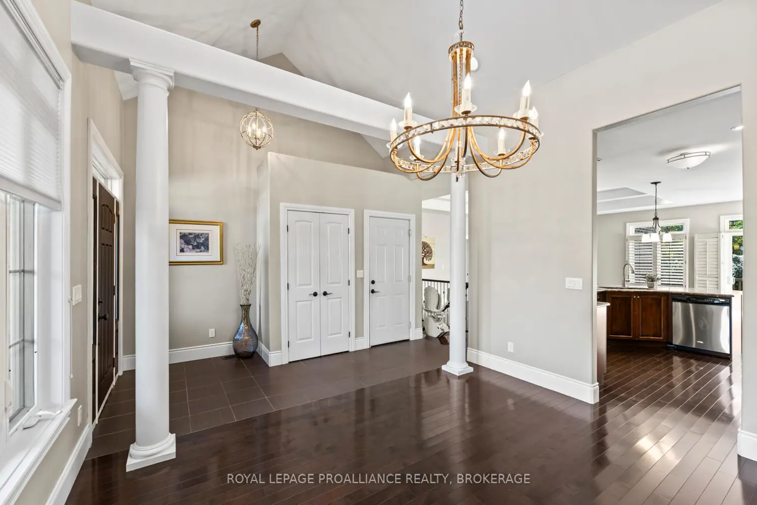 1213 Atkinson Street photo 2