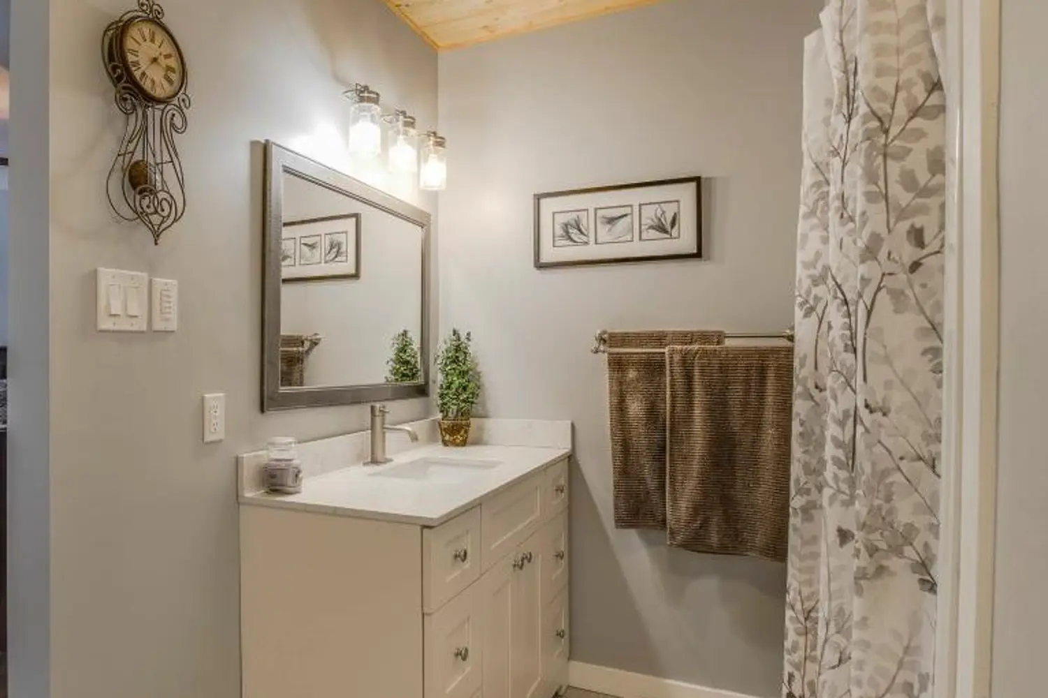 Additional image 11 of 36 Meadows Avenue