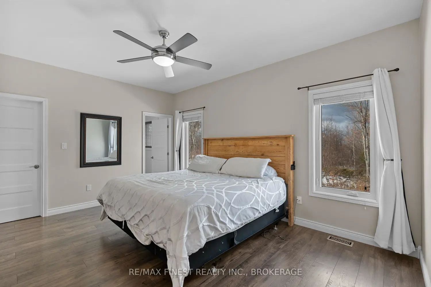 Additional image 5 of 1557 Long Lake Road