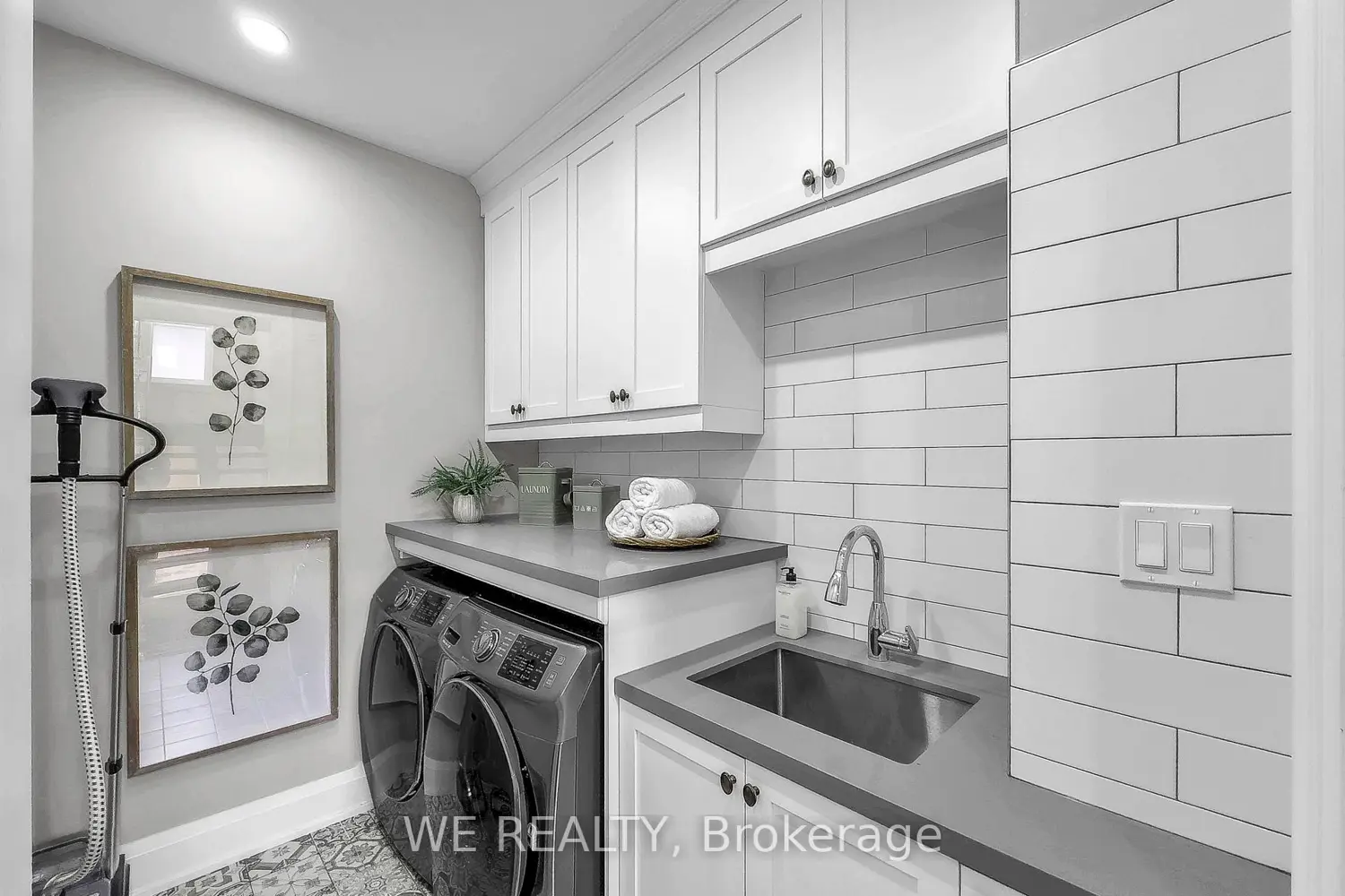 Additional image 6 of 646 Annland Street