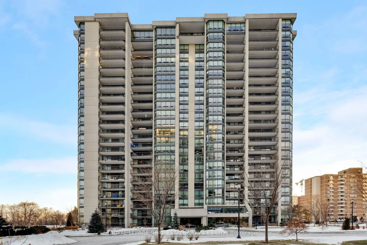 2180 Marine Drive 1401