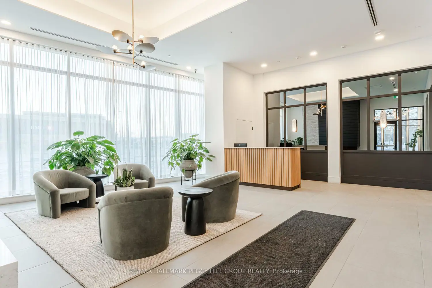 Additional image 12 of 31 Huron Street 421