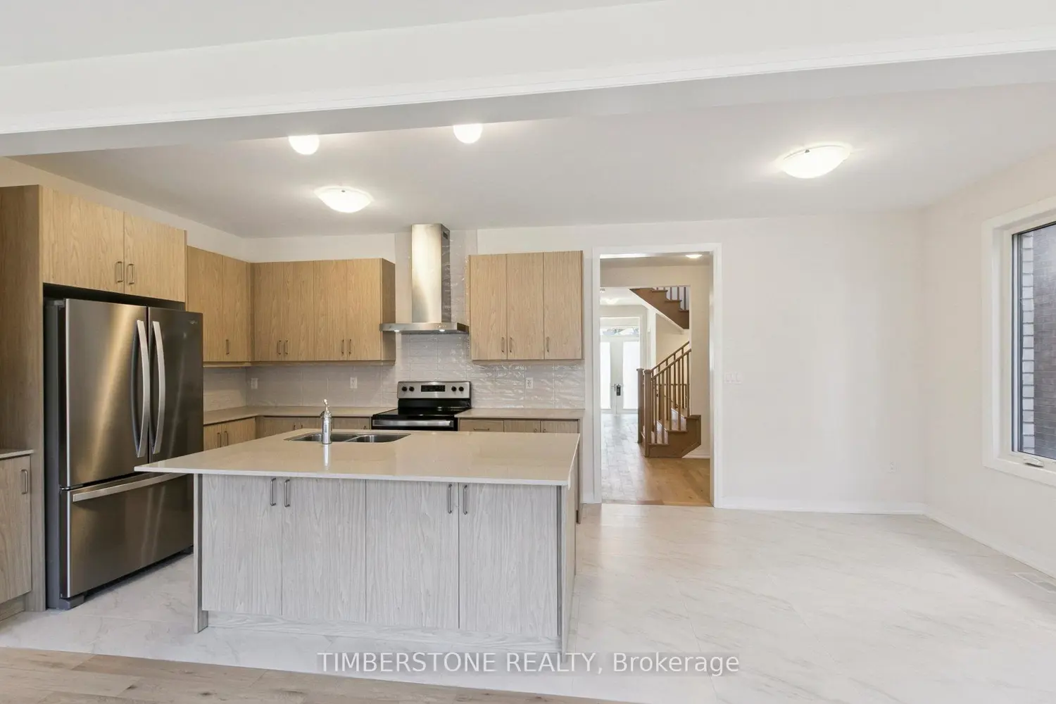 Additional image 8 of 1813 Narcissus Gardens