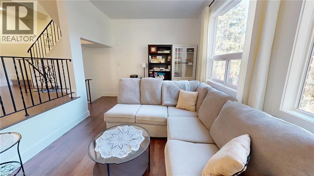 Additional image 3 of 35-1967 Main Street West, Hamilton, ON, L8S4P4