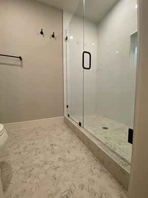 Additional image 2 of 4856 Pacifica Dr, San Diego, CA, 92109