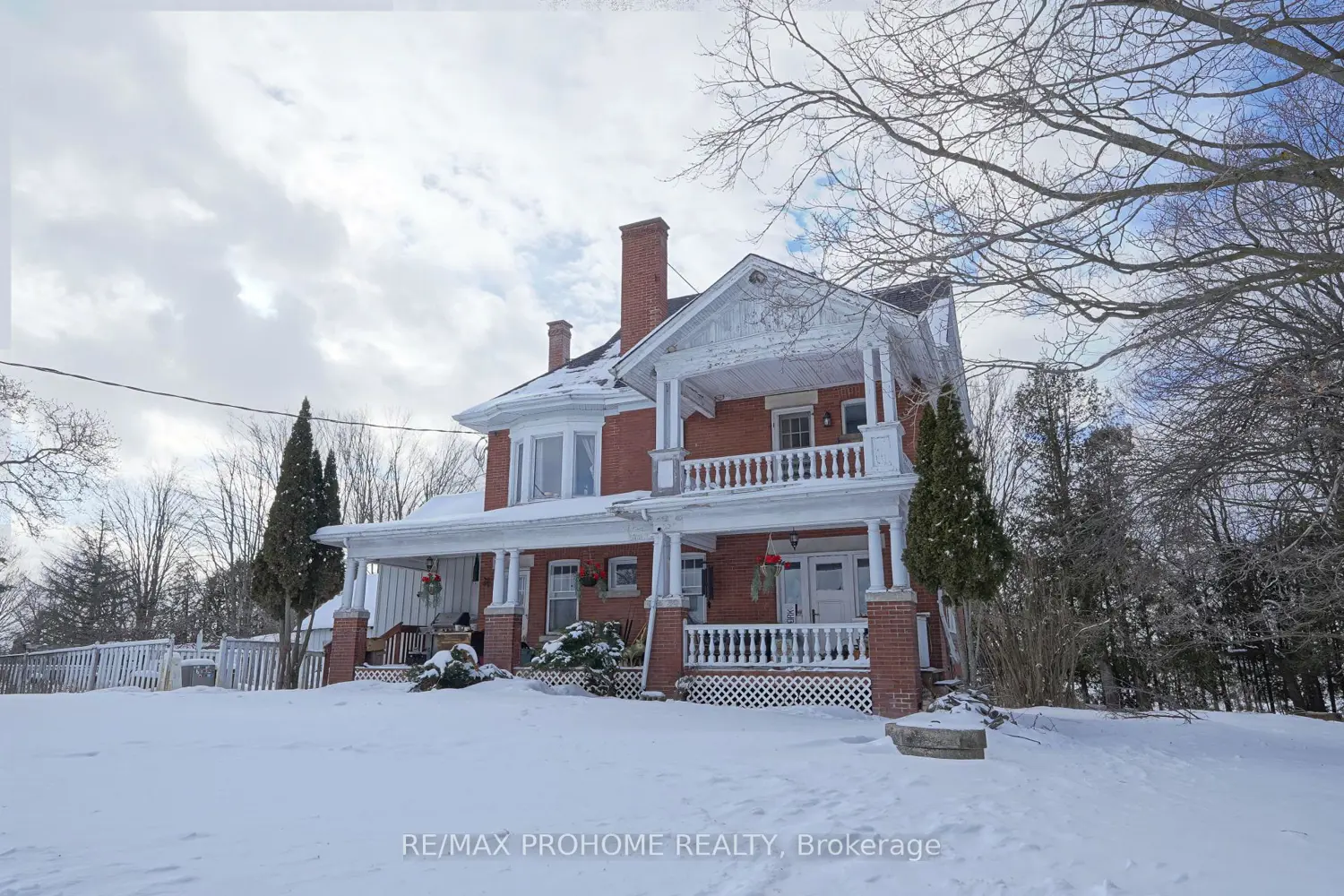 Additional image 17 of 3869 7Th Line