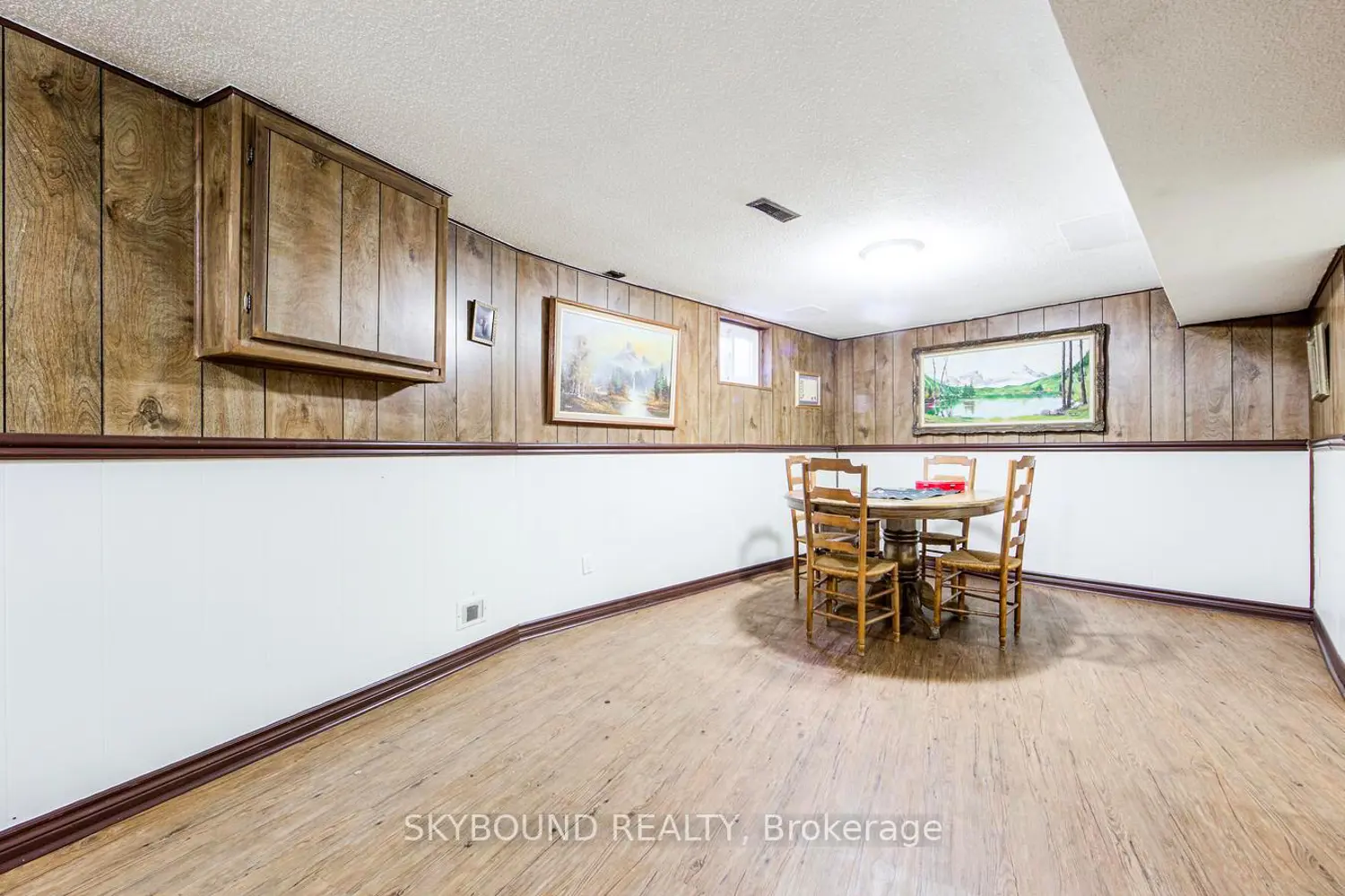 Additional image 17 of 2120 Rathburn Road 13