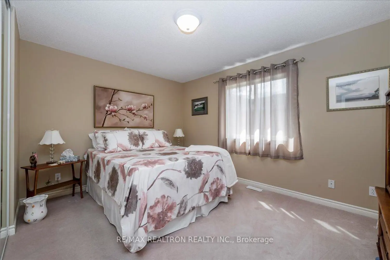 Additional image 11 of 44 Columbia Road