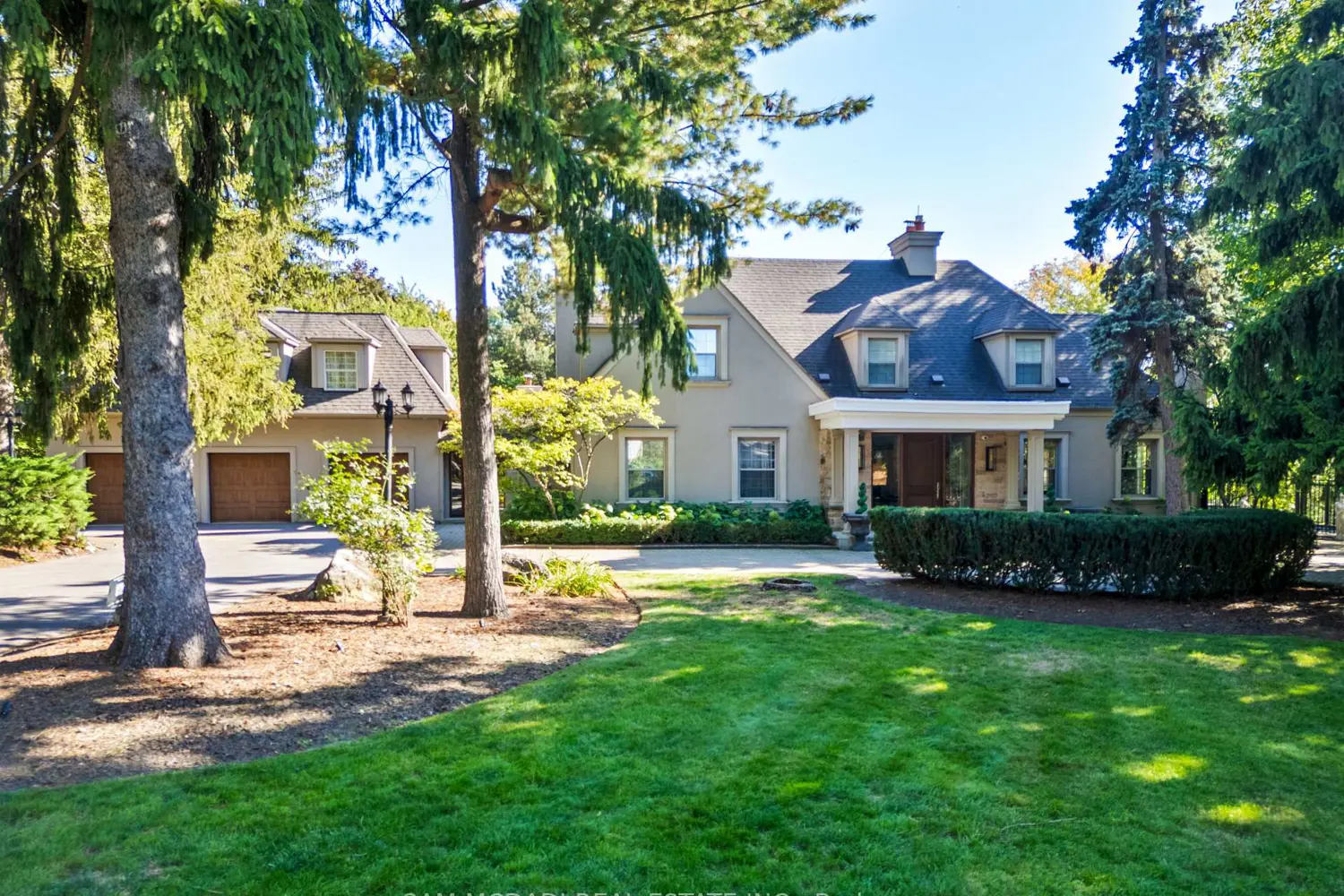 Additional image 3 of 2552 Jarvis Street