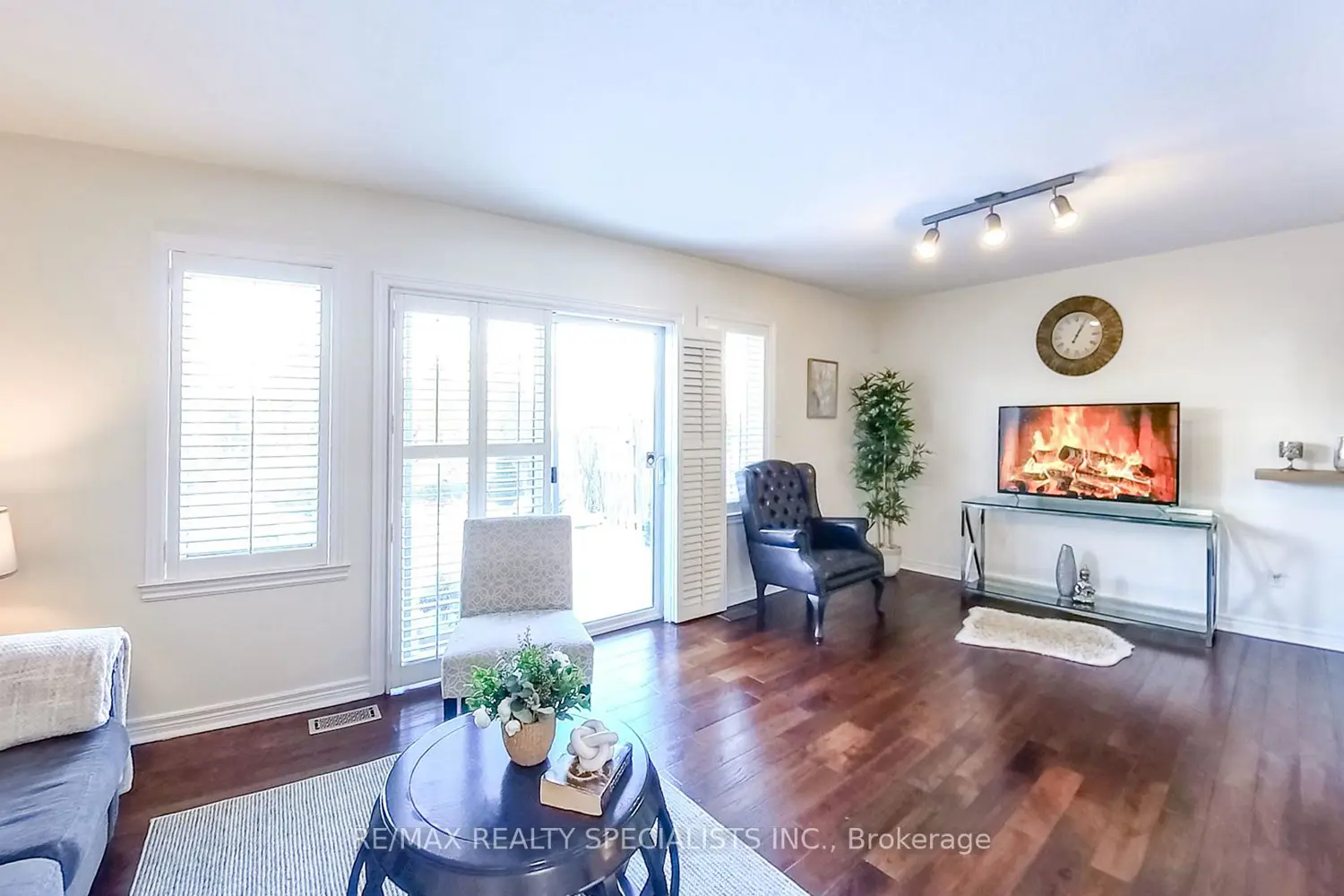 Additional image 6 of 189 Fall Fair Way