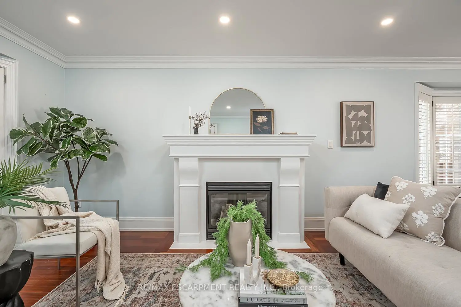 Additional image 4 of 2428 Lakeshore Road