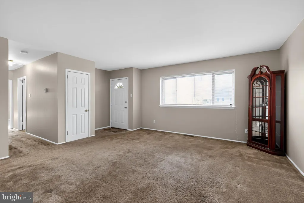 Additional image 5 of 704 Birchwood Drive, Newark, DE 19713