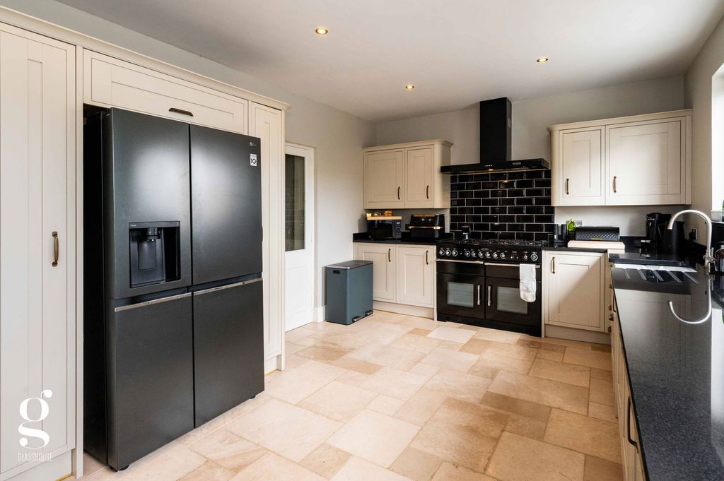 Additional image 27 of 4 bed detached house for saleVineyard Road, Hampton Park, Hereford HR1